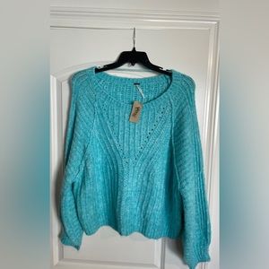 NWT Fuzzy Comfy Sweater Size L Turquoise Blue Warm Cozy Layering Bohemian